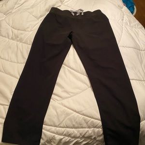 Women’s black yanga wise leg scrub pants-large